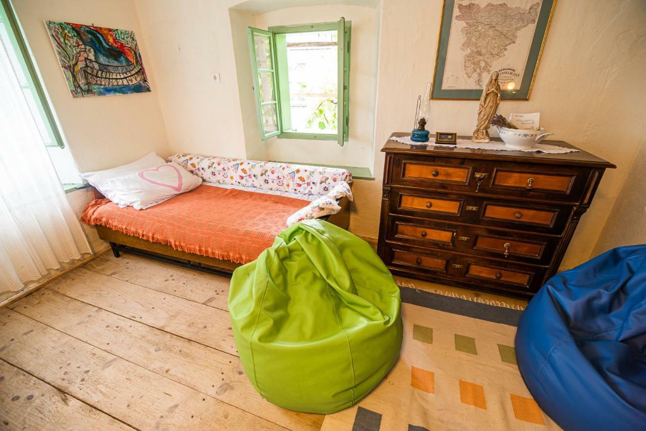 Vintage House Podliparska Guest House Fara Ngoại thất bức ảnh